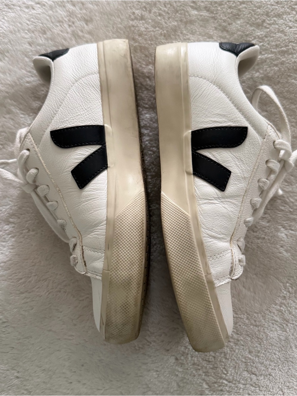 Veja White Sneakers with Black V Detail - Picture 4 of 8